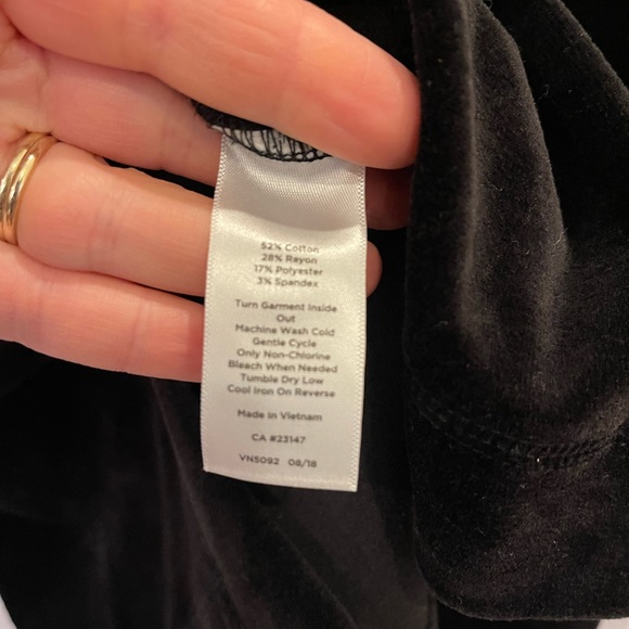 T by Talbots black tunic - Picture 4 of 5